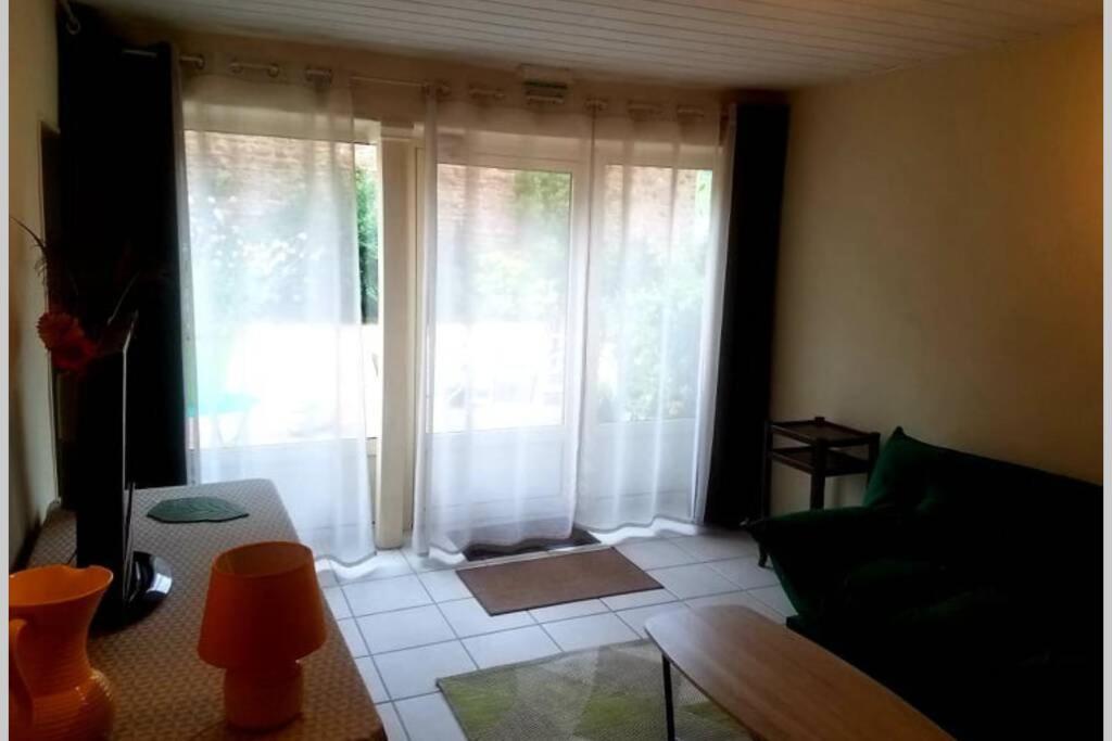Petit Gite Ou Chambre D'Hotes 2/4 Personnes Buffieres Bagian luar foto