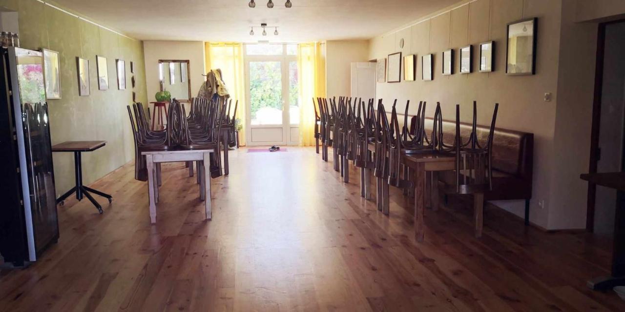 Petit Gite Ou Chambre D'Hotes 2/4 Personnes Buffieres Bagian luar foto
