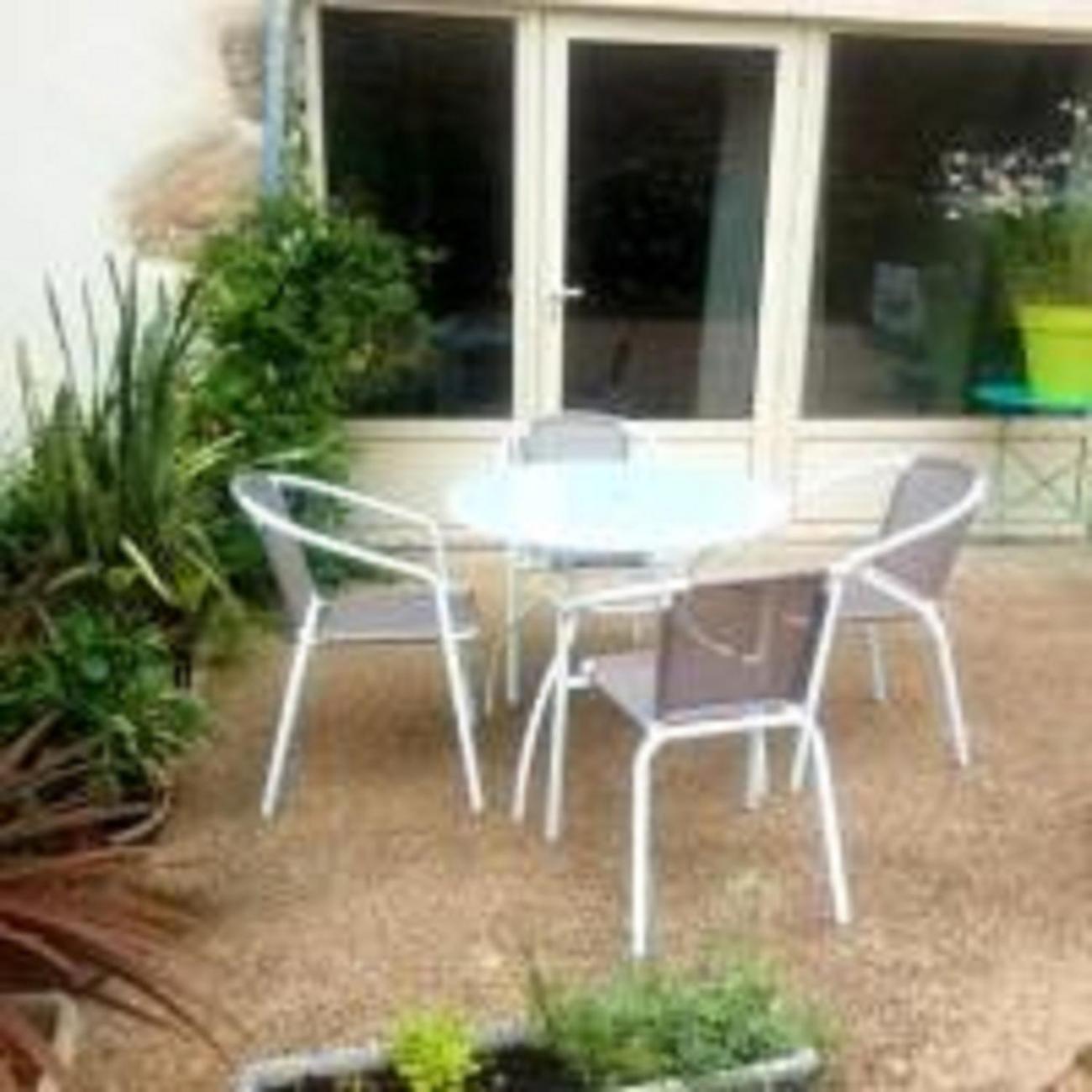 Petit Gite Ou Chambre D'Hotes 2/4 Personnes Buffieres Bagian luar foto